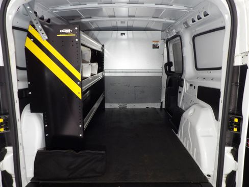 Used 2021 RAM ProMaster City Tradesman image 9