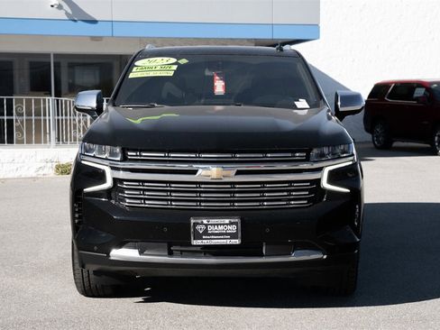 Used 2023 Chevrolet Tahoe Premier image 2
