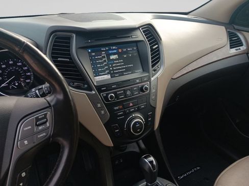 Used 2018 Hyundai Santa Fe Sport w/ 2.0T Ultimate Tech Package 05 AWD/4WD image 15