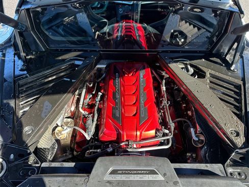 Used 2025 Chevrolet Corvette Stingray Coupe image 32
