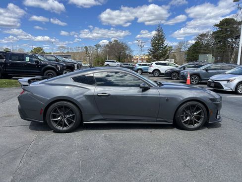 Used 2024 Ford Mustang Dark Horse RWD image 3