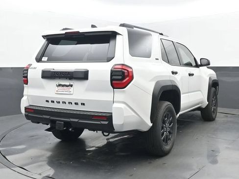New 2026 Toyota 4Runner SR5 RWD image 19