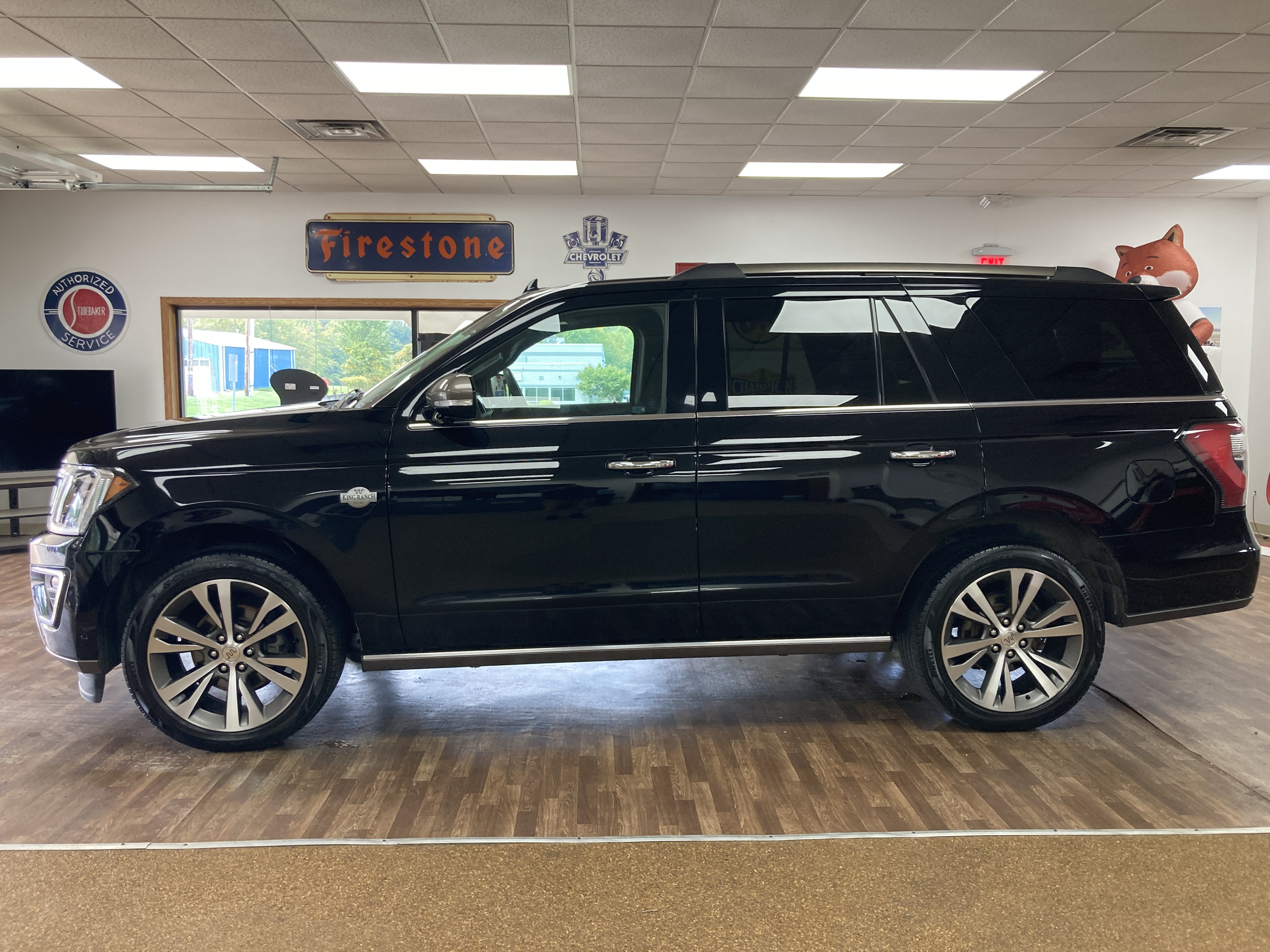 Used 2020 Ford Expedition King Ranch AWD/4WD image 2