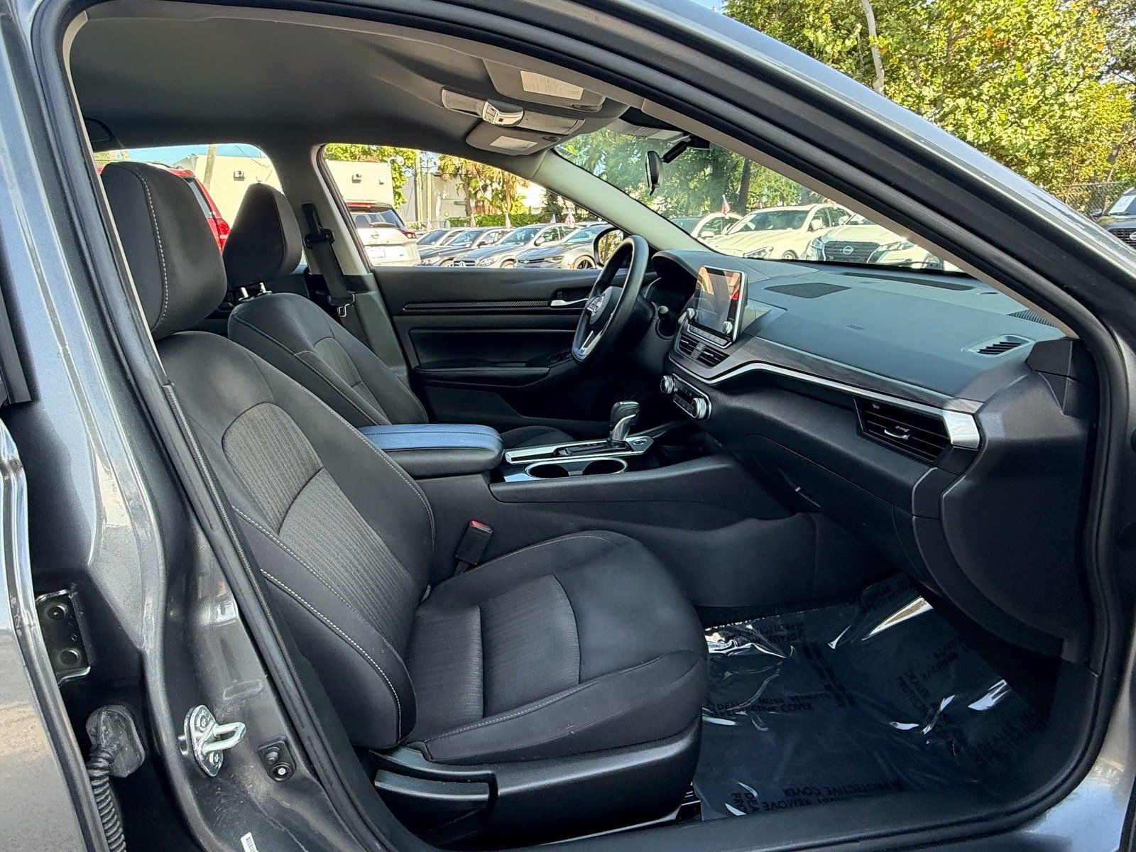 Certified 2024 Nissan Altima 2.5 SV FWD image 16