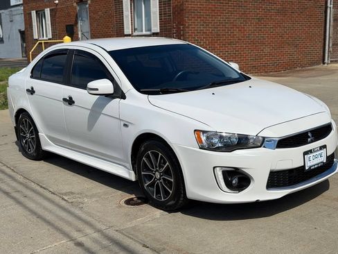 Used 2017 Mitsubishi Lancer AWD Sedan image 4