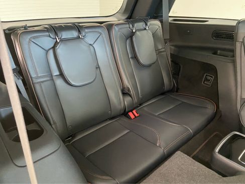 Used 2025 Lincoln Aviator Black Label image 16