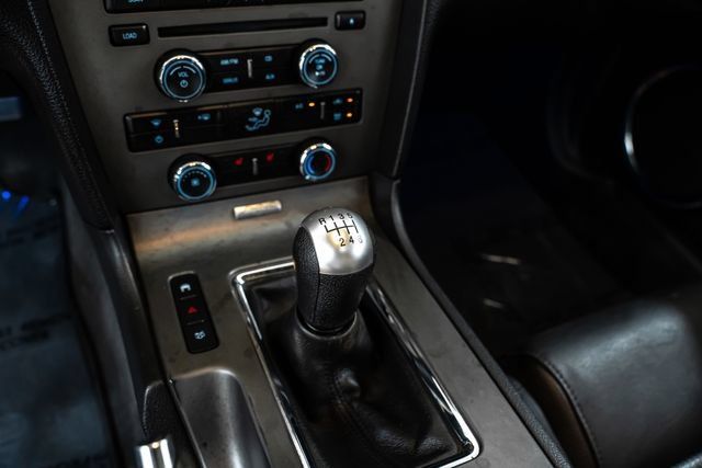 Used 2013 Ford Mustang GT Premium RWD image 26