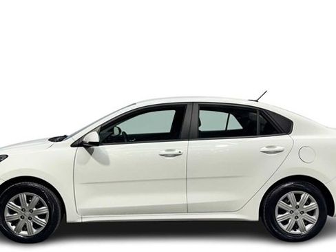 Used 2022 Kia Rio LX image 1