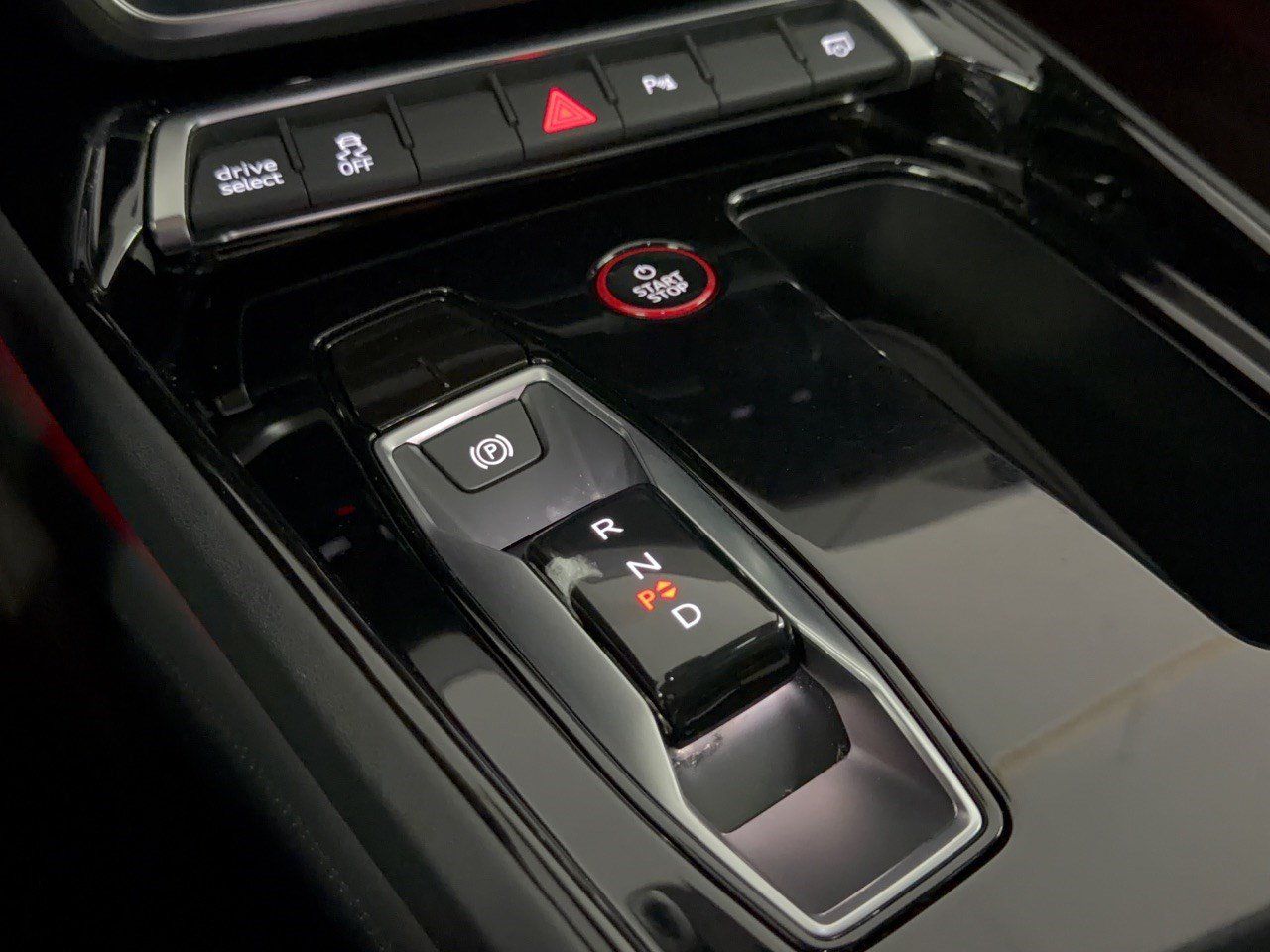 Certified 2024 Audi e-tron GT Premium Plus AWD/4WD image 21