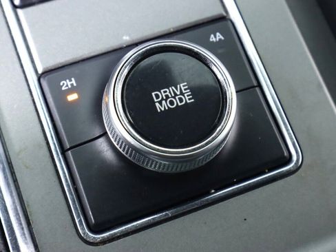 Used 2020 Ford Expedition Max XLT w/ Equipment Group 202A AWD/4WD image 31