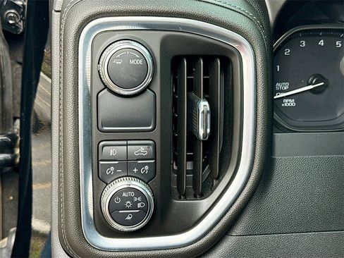 Used 2021 GMC Sierra 1500 SLT image 11