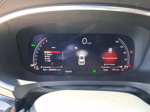 Used 2025 Acura MDX FWD w/ Technology Package image 18