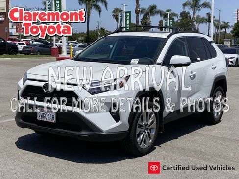 Certified 2025 Toyota RAV4 XLE Premium FWD image 1