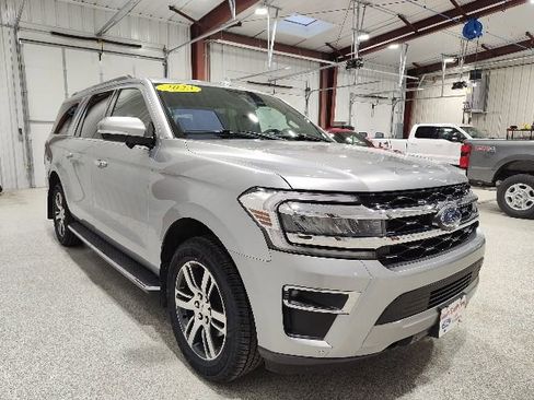 Certified 2023 Ford Expedition Max Limited image 3