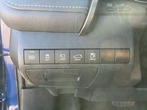 Used 2024 Toyota Camry XSE w/ Navigation Package FWD image 8