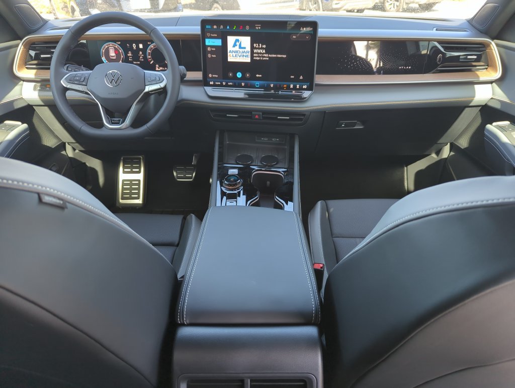 New 2027 Volkswagen Atlas SEL R-Line AWD/4WD image 25