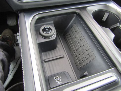 Used 2025 Ford Expedition Platinum AWD/4WD image 41