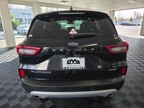 Used 2024 Ford Escape Platinum image 5