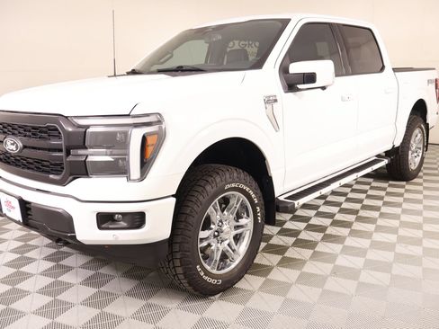 Used 2025 Ford F150 Lariat w/ Equipment Group 501A Mid AWD/4WD image 12