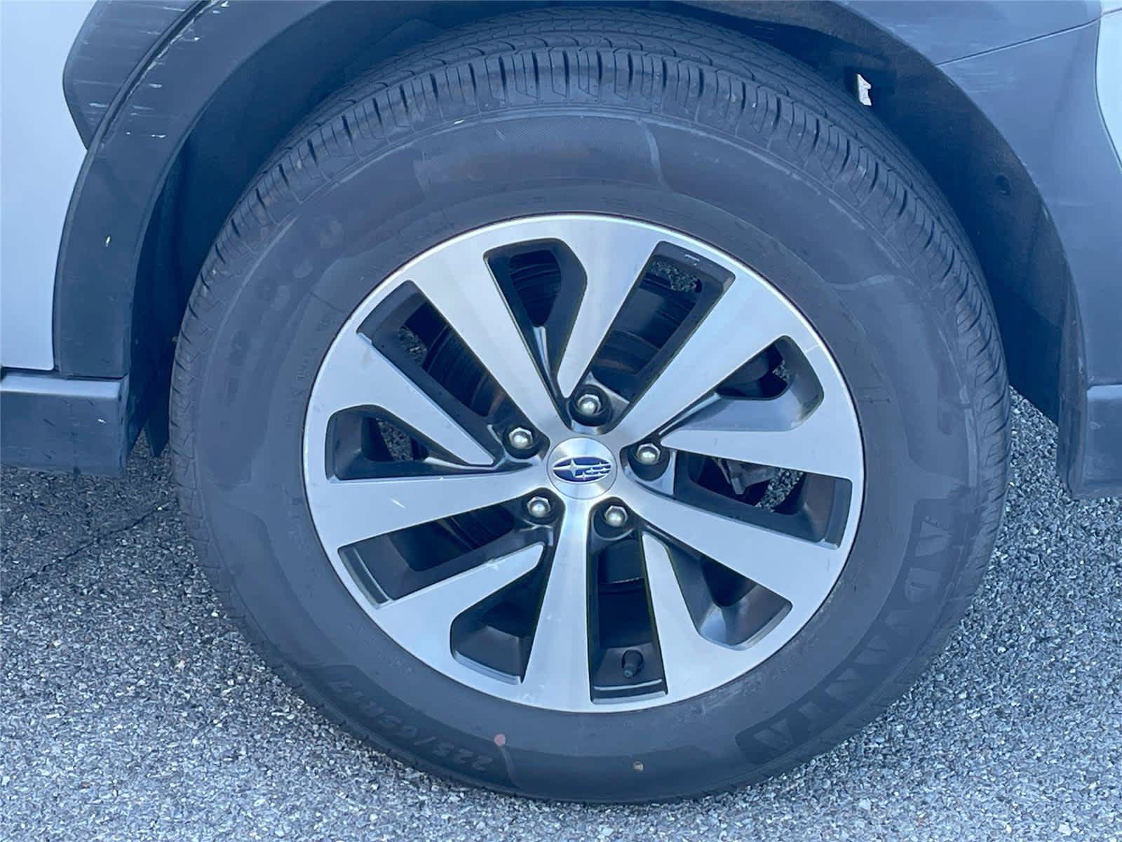 Certified 2023 Subaru Outback Premium AWD/4WD image 10