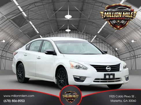 Used 2015 Nissan Altima 2.5 S w/ Power Driver Seat Package FWD image 1