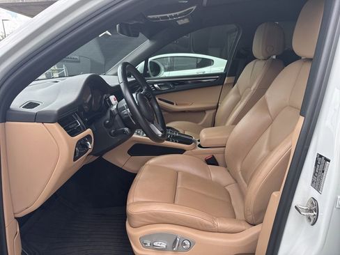 Used 2021 Porsche Macan AWD/4WD image 5