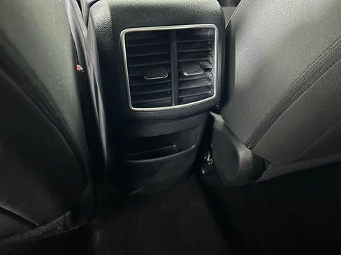 Used 2025 Kia Sportage LX image 15