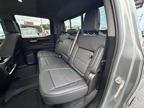 Used 2024 GMC Sierra 1500 Denali w/ Technology Package AWD/4WD image 21