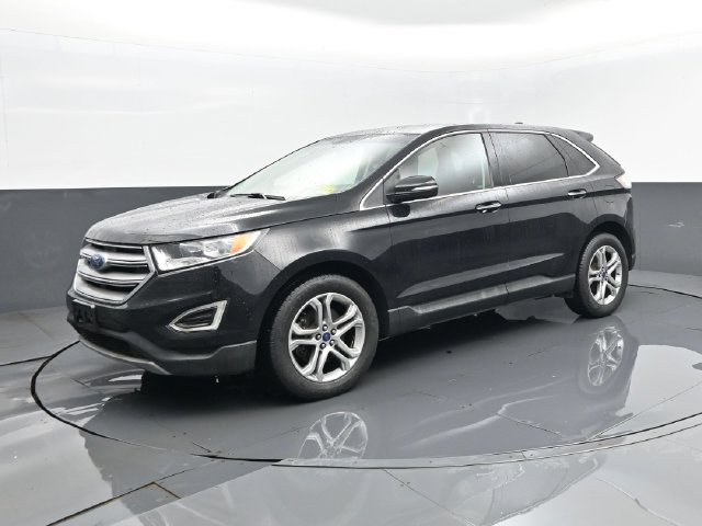 Used 2017 Ford Edge Titanium AWD/4WD image 2
