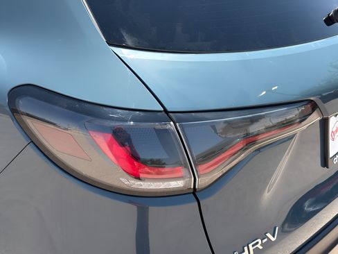 Used 2023 Honda HR-V Sport image 12