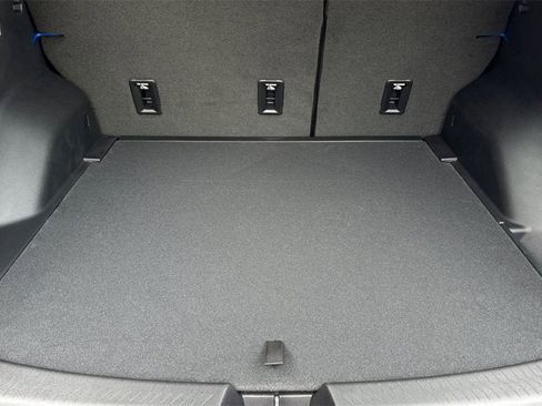 New 2026 Chevrolet Equinox EV LT image 15