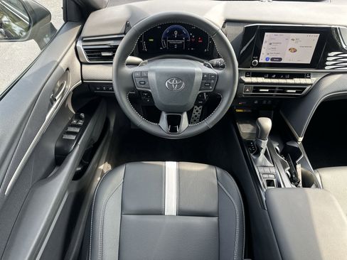Used 2026 Toyota Camry SE w/ Convenience Package FWD image 17