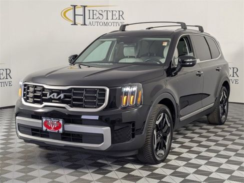 Used 2024 Kia Telluride S image 4