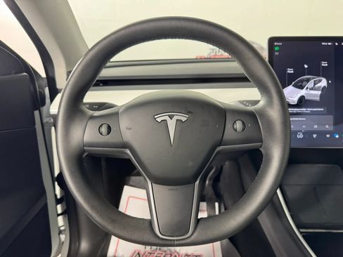 Used 2020 Tesla Model Y Long Range AWD/4WD image 13
