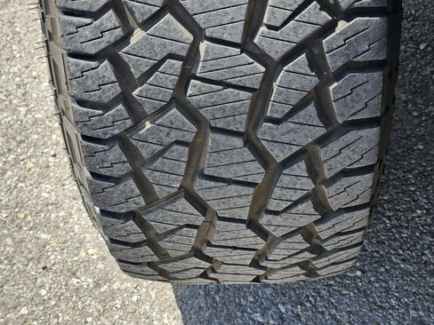 Used 2022 Ford F150 XL w/ STX Appearance Package RWD image 11