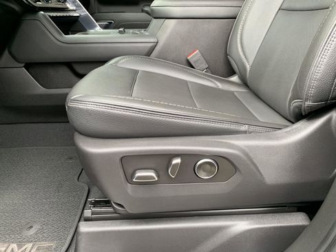 Used 2024 GMC Sierra 2500 Denali image 20