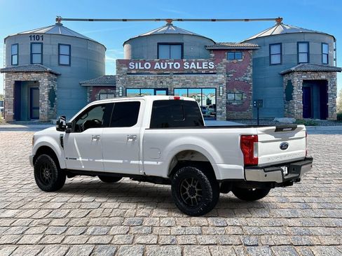 Used 2017 Ford F250 Lariat w/ Chrome Package AWD/4WD image 3