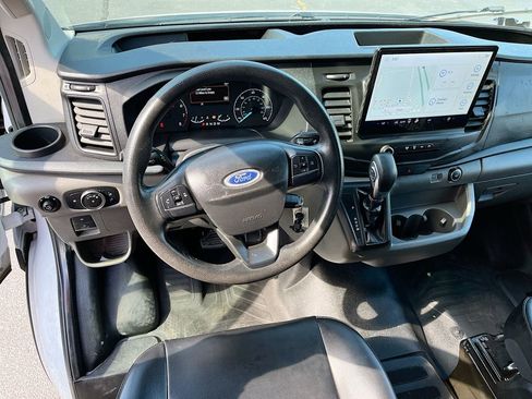 Used 2022 Ford Transit 150 Low Roof RWD image 21