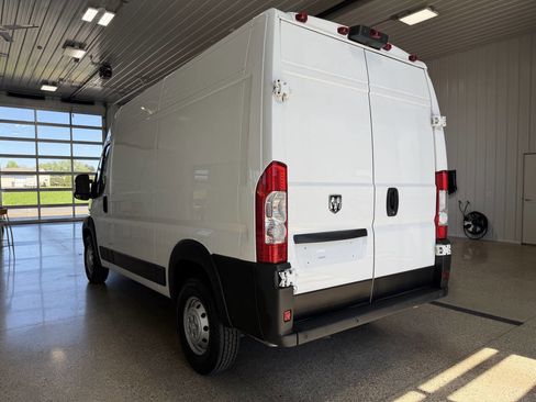 Used 2021 RAM ProMaster 1500 FWD image 3
