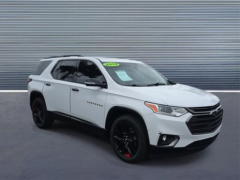 Used 2019 Chevrolet Traverse Premier w/ Redline Edition image 2