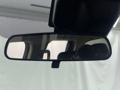 Certified 2025 Nissan Frontier SV AWD/4WD image 30