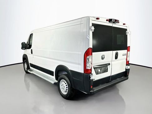 Used 2025 RAM ProMaster 2500 w/ U-Haul Equipment Group FWD image 5