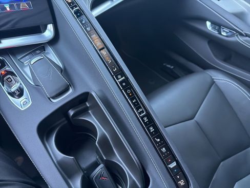 Used 2024 Chevrolet Corvette Stingray Preferred Cpe w/ Z51 Performance Package image 19