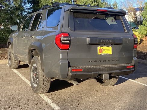 Used 2026 Toyota 4Runner SR5 image 8