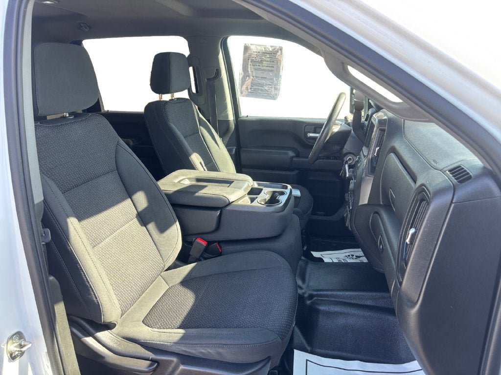 Used 2022 Chevrolet Silverado 3500 W/T w/ WT Convenience Package AWD/4WD image 17