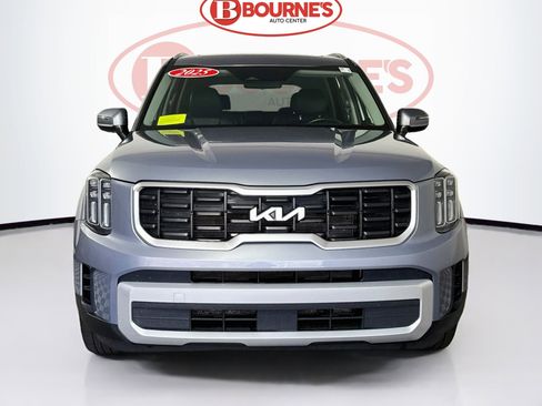 Used 2025 Kia Telluride S image 6