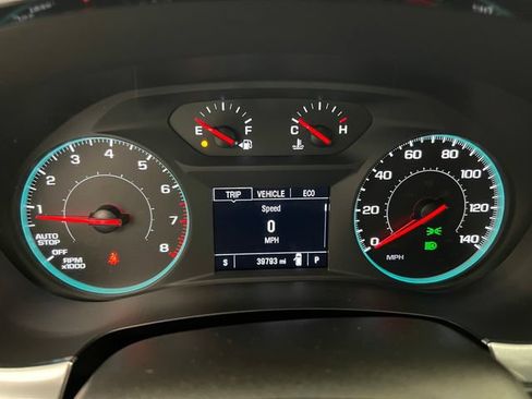 Used 2023 Chevrolet Traverse LT w/ LPO, Cargo Package FWD image 16