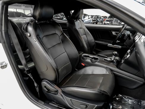 Used 2020 Ford Mustang Premium RWD image 41