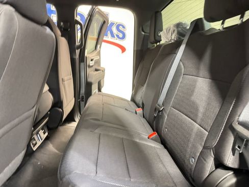 New 2026 GMC Sierra 1500 Elevation image 8