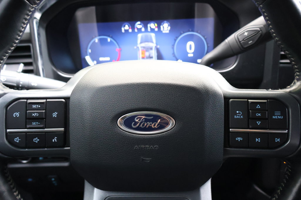 Used 2023 Ford F250 Lariat w/ Sport Appearance Package AWD/4WD image 35